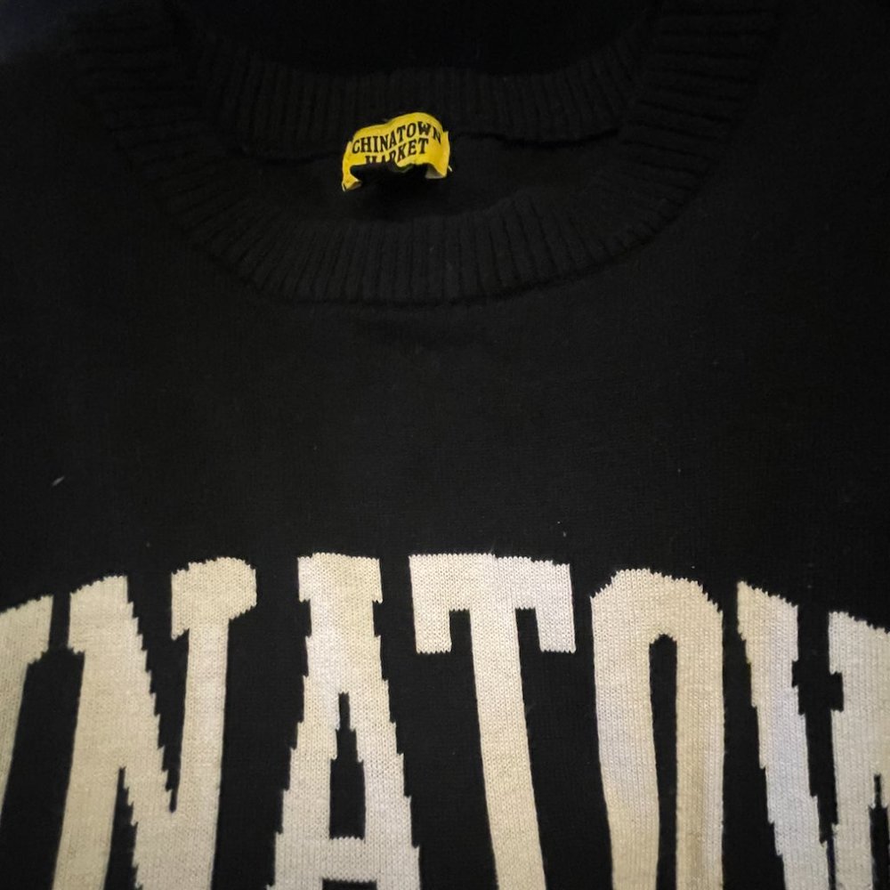 Chinatown Marketing "Chinatown" Knit Sweater XL